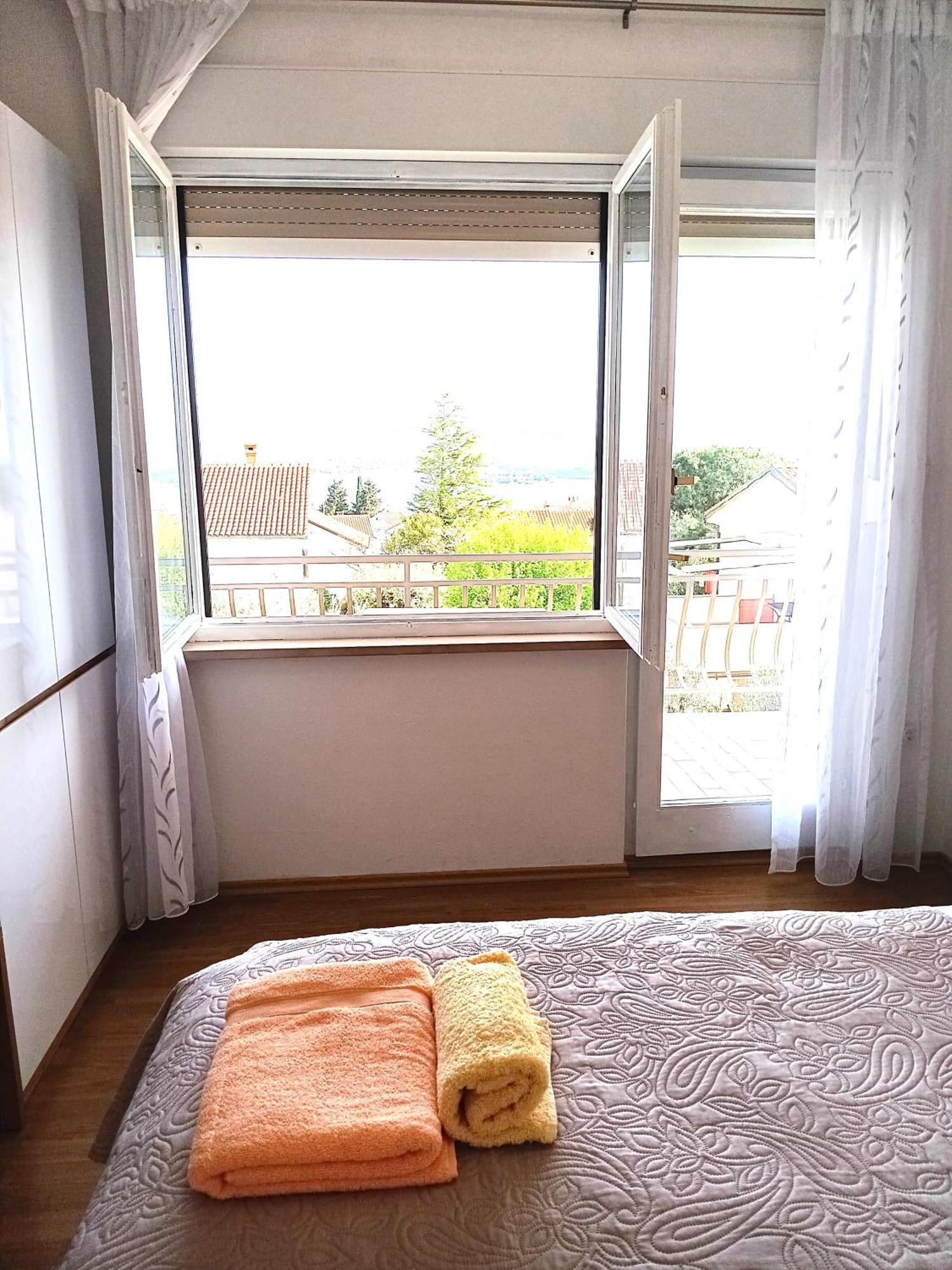 Apartmani Andrea Kornić Eksteriør billede